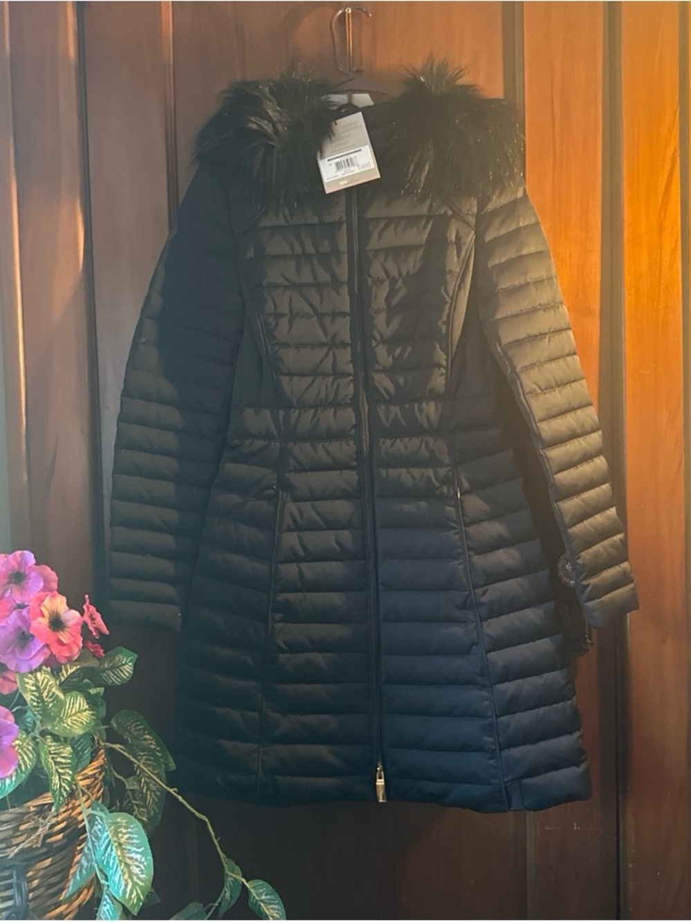 Hunter Black Quilted Puffer Coat with Faux Fur Trim